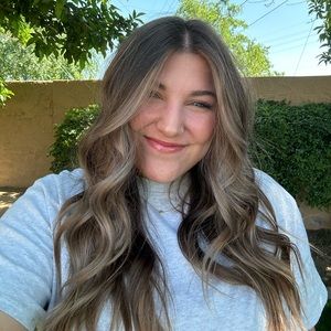 Meet your Posher, Sierra